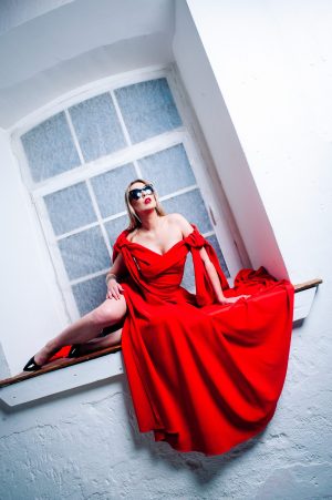 Lady in red